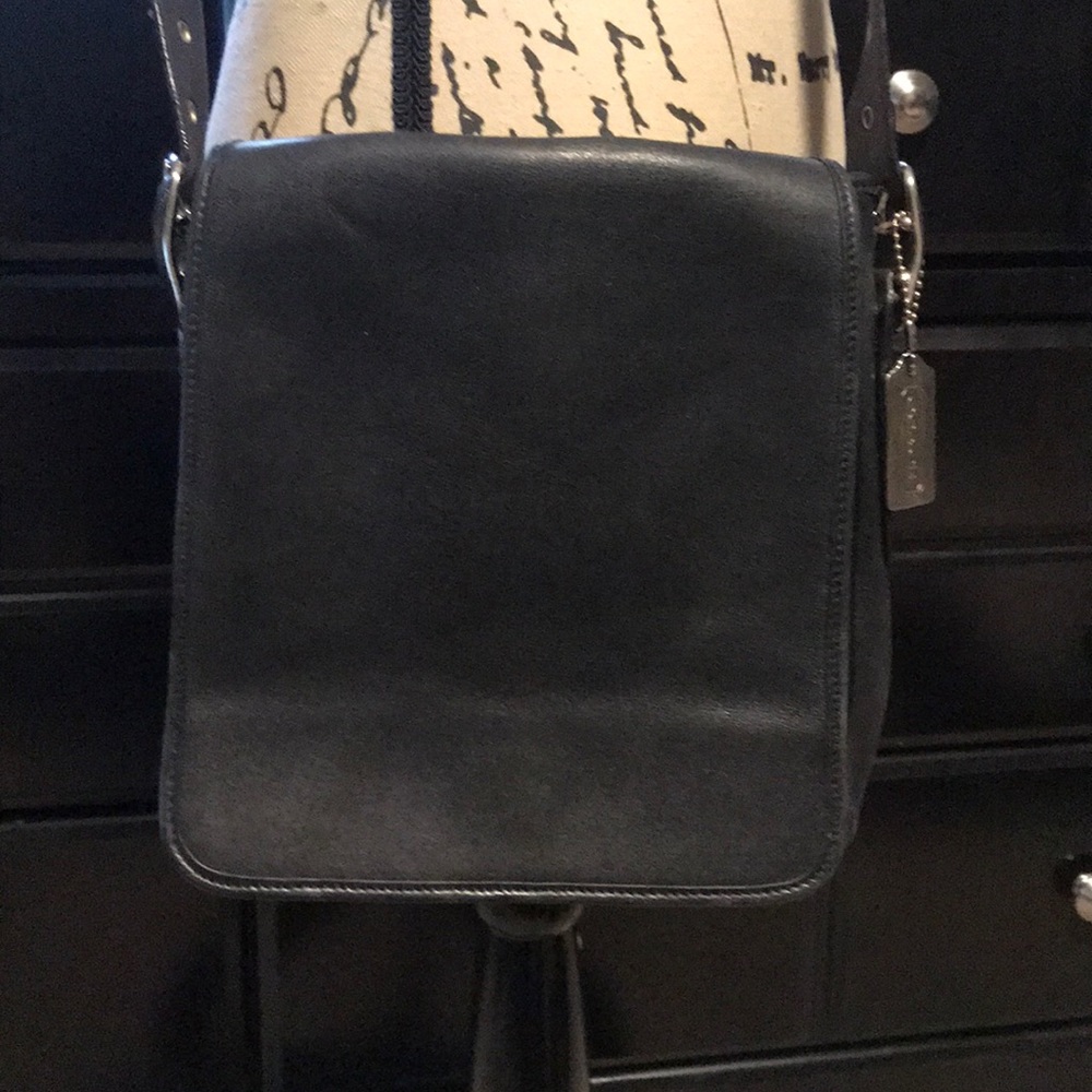 *SOLD* Vintage Coach Crossbody Handbag